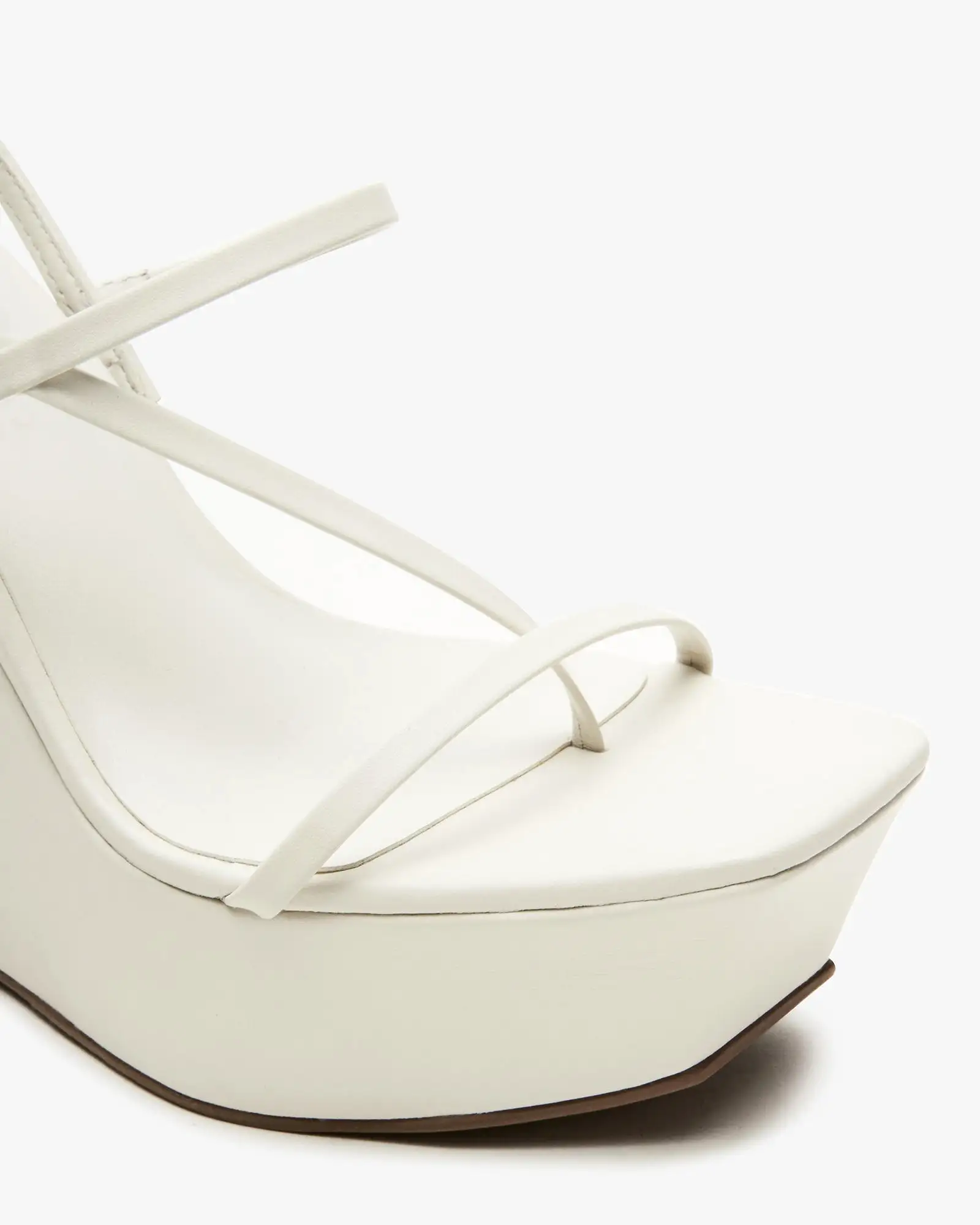 AMORA WHITE LEATHER