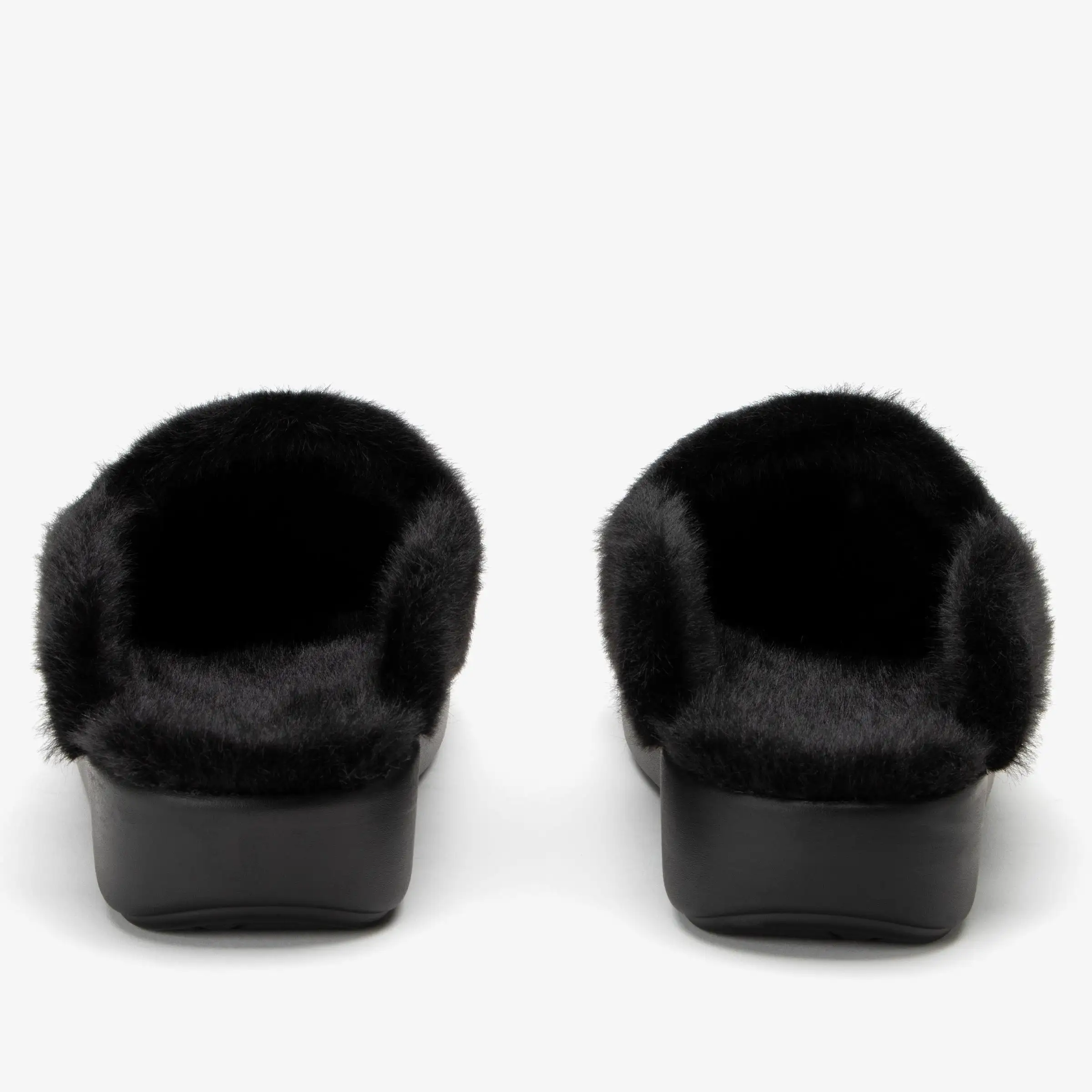 Leisurelee 2 Black Slipper