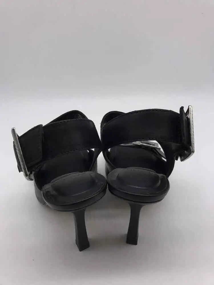 Pre-Owned Gianni Bini Black Size 7 Strappy Heels