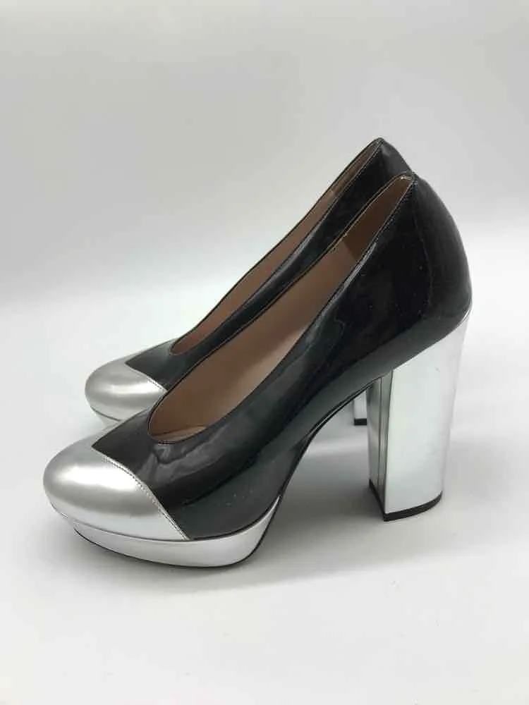 Pre-Owned Miu Miu Black Size 37 Pump Heels