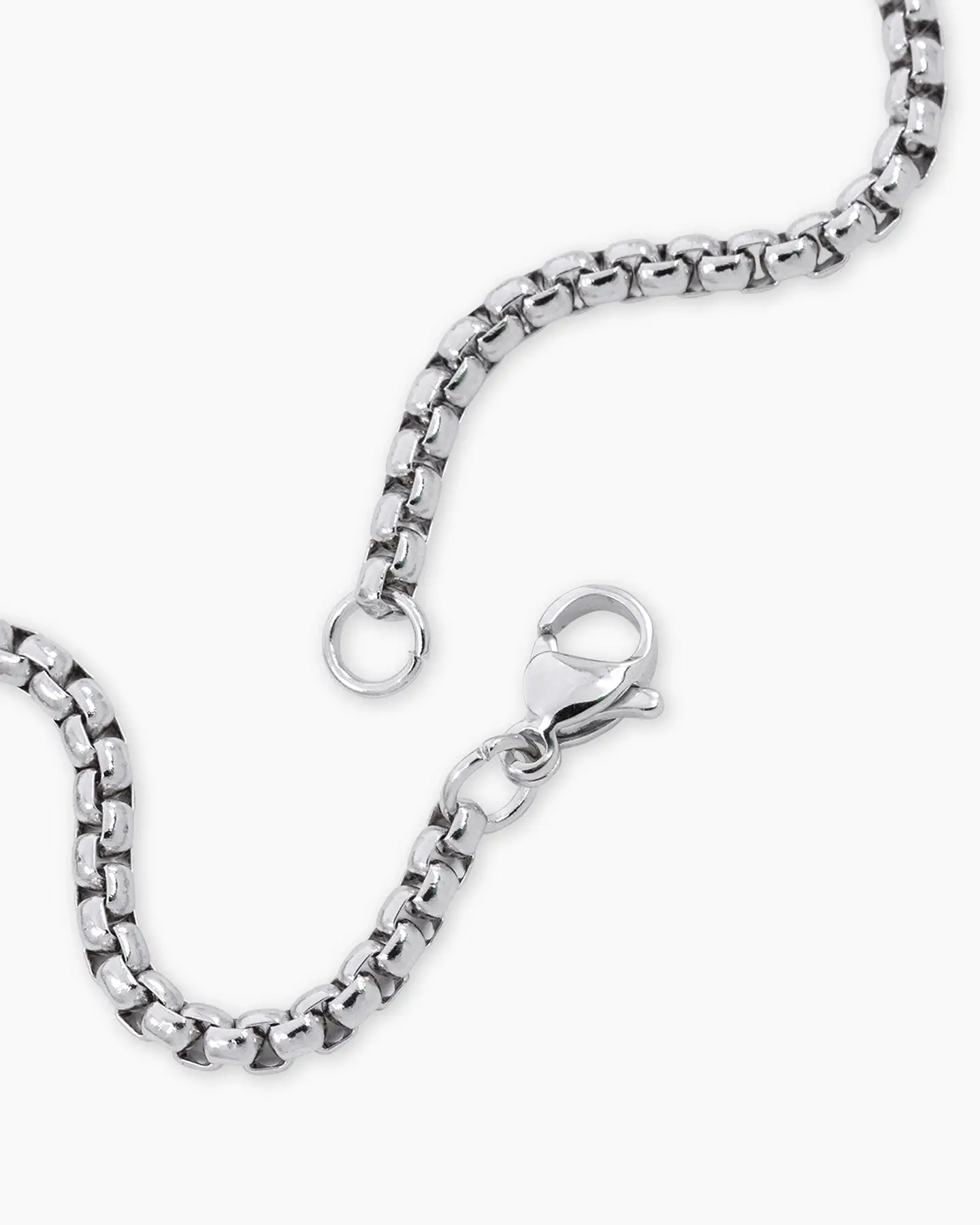 Saint Morta Square Pearl Chain White Gold