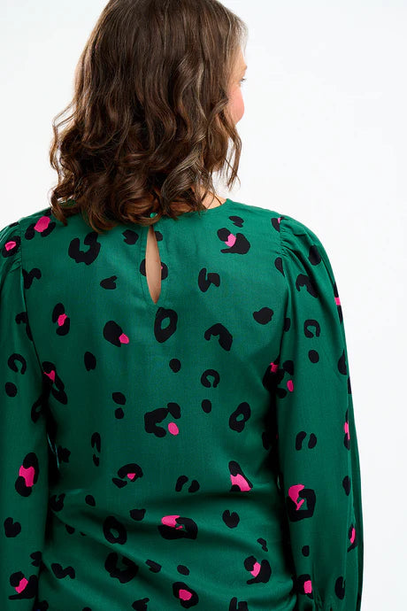 Sugarhill - Ronnie Puff Sleeve Top - Green Leopard